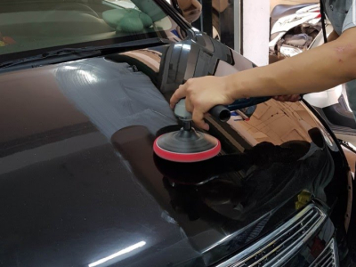 ĐÁNH BÓNG XÓA XƯỚC KÍNH ÔTÔ